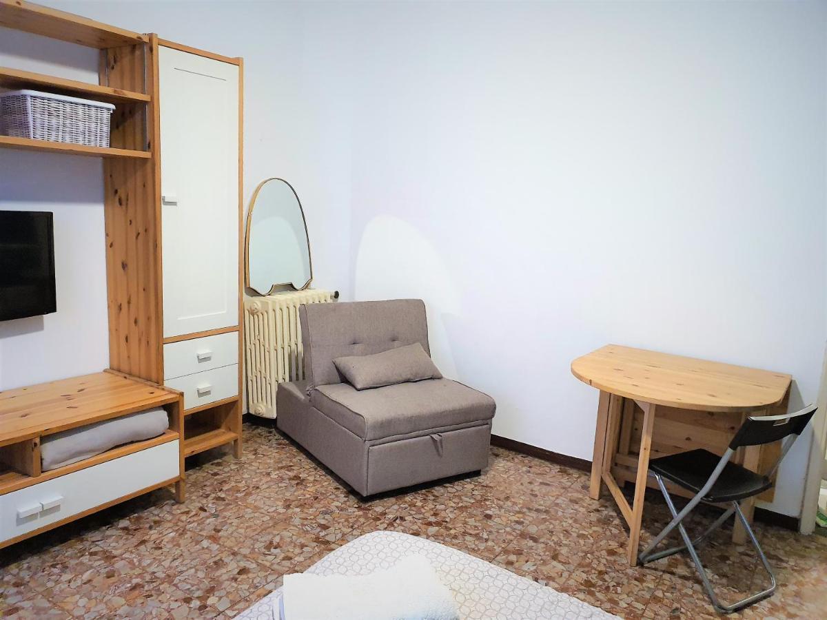 Studio Luna Apartment Milano Esterno foto
